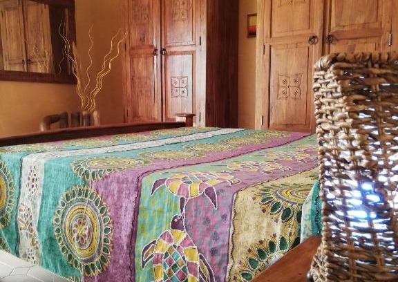 Sala Consilina Apartment | Pet-Friendly Villa Santa Elena B&B with Hot Tub Retreat