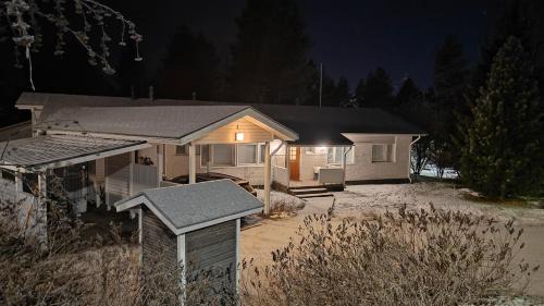 Rovaniemi House | Villa Santas backyard