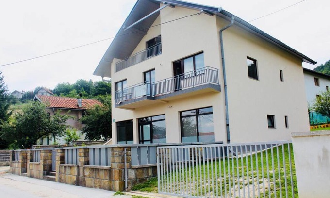 Krivoglavci Villa | Pet-Friendly Villa Sarajevo in Vogosca for Every Traveler