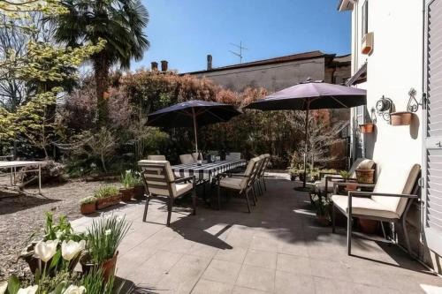 Albate House | Family-Friendly Getaway at Villa Scalabrini with Kitchen