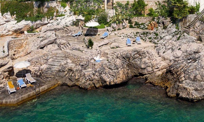 Stikovica Villa | Villa Sea Jewel: Seaside Retreat for Twelve in Zaton Bay