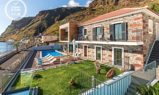 Paul do Mar Villa | Experience Villa Sea - A 4-Star Oceanfront Retreat