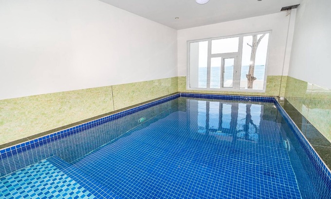 Vung Tau Villa | Villa Seaview: Breakfast Included on Tran Phu Beach