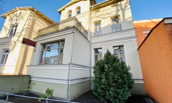 Warnemuende Apartment | Pet-Friendly Villa Seevogel/Fischreiher: Family Comfort Awaits