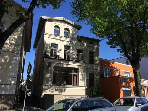 Warnemuende Apartment | Pet-Friendly Villa Seevogel/Lachmöwe for Family Getaways