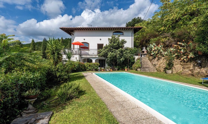 Pescia Villa | Villa 'Serafina' with Private Pool and Private Terrace