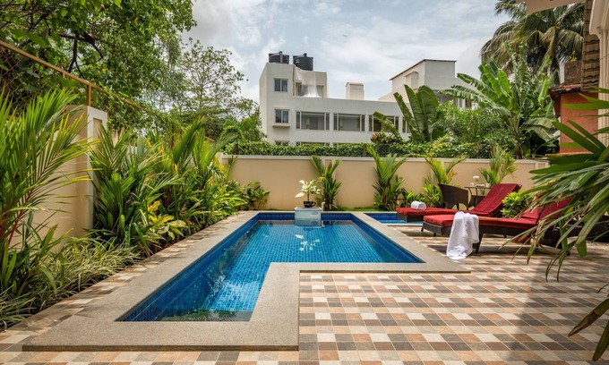Saunta Vaddo Villa | Villa Serenity: 6 Bedrooms with Private Pool near Baga Beach
