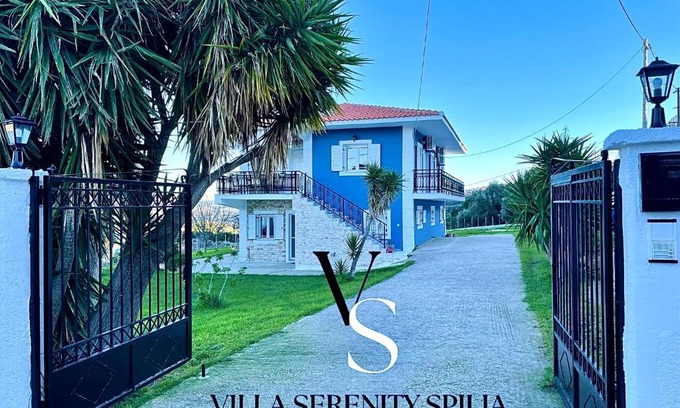 Lassi Villa | Oceanfront Villa Serenity Spilia - Guest Rated 9.9/10