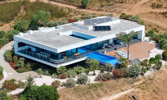Pincho House | Villa Sernadinha em Lagos by LovelyStay