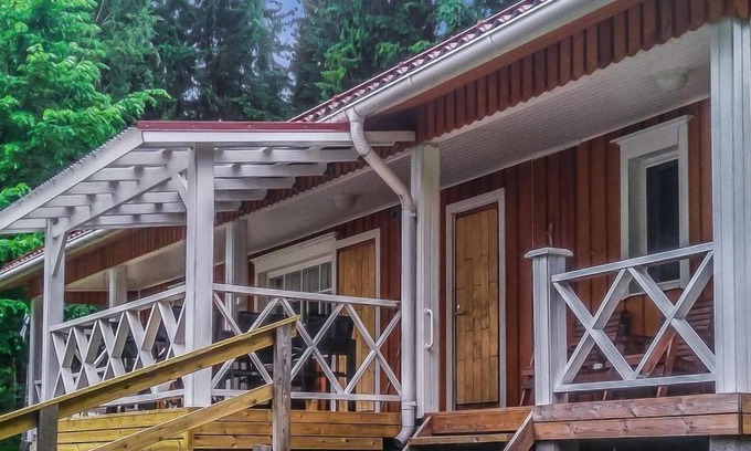 Iltasmaki House | Relaxing Villa Siesta with Lake View and Spa Amenities