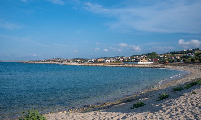 Arnavutkoy District House | Oceanfront Villa Siesta Hotel - Perfect for Families
