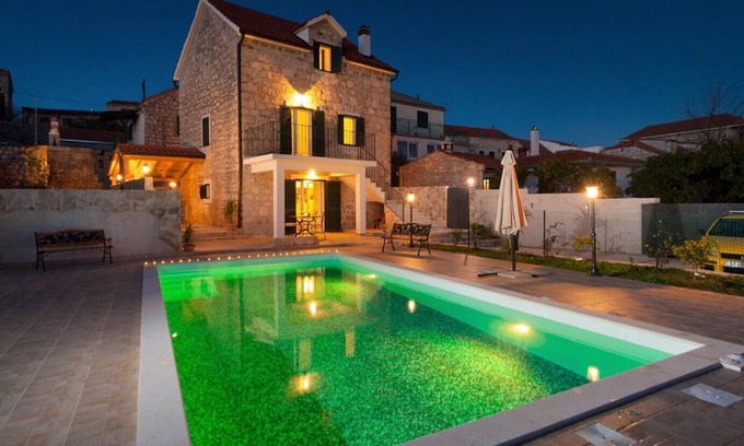 Cove Donja Krusica (Donje selo) Villa | Discover Villa Silence: Private Pool on Šolta Island