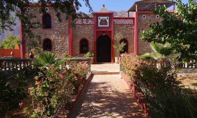 Ammelne Villa | Discover Villa Silia: Your Oasis in Coeur Vallée Ameln