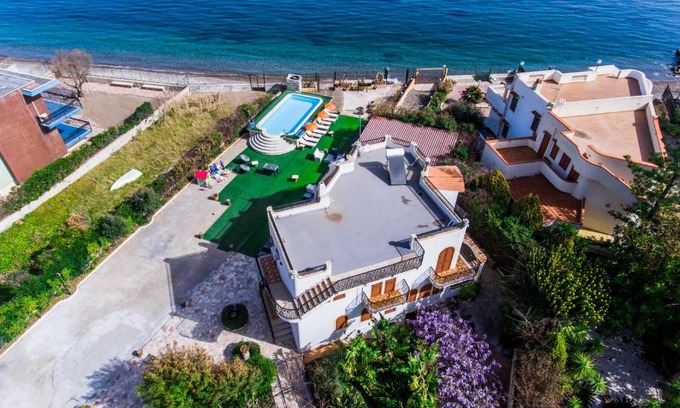 Casteldaccia Villa | Relax at Villa Silvia: 4-Star Retreat with Oceanfront Relaxation