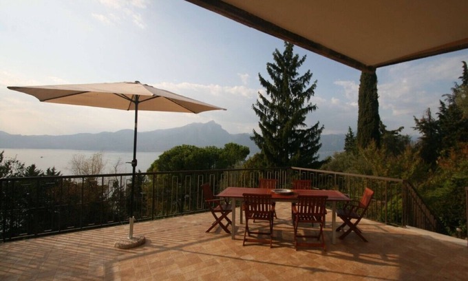 Torri del Benaco Villa | Villa with Pool & Unforgettable Views – Rated 9.6/10