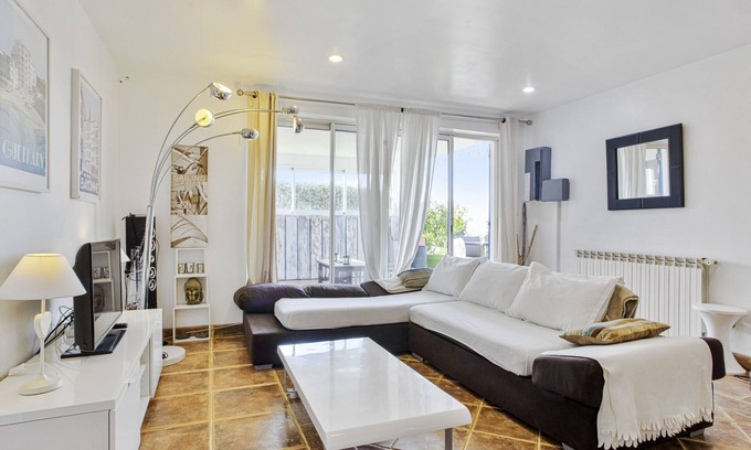 Ciboure Villa | Villa Socoa - Welkeys: Pet-Friendly Retreat with Spa & More