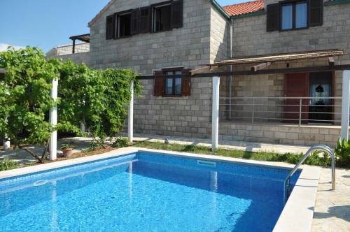 Povlja Villa | Villa Sofia: Oceanfront Escape with Hot Tub & Pool