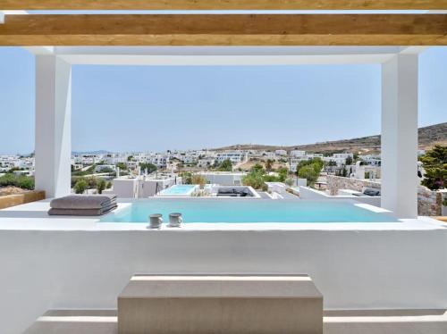 Naousa Apartment | Discover Villa Sol Cielo in Naousa Paros with Hot Tub