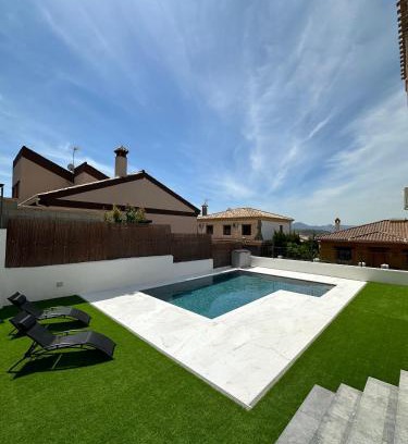 Durcal Apartment | Discover Villa Sol: Oceanfront Bliss with Pool Access