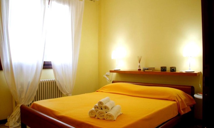 Lido di Pomposa House | Discover Villa Sole: Family-Friendly Retreat with High Ratings