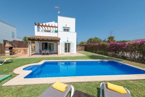 Cala Murada Villa | Experience Relaxation at SON GANXO UNO with Ocean Views