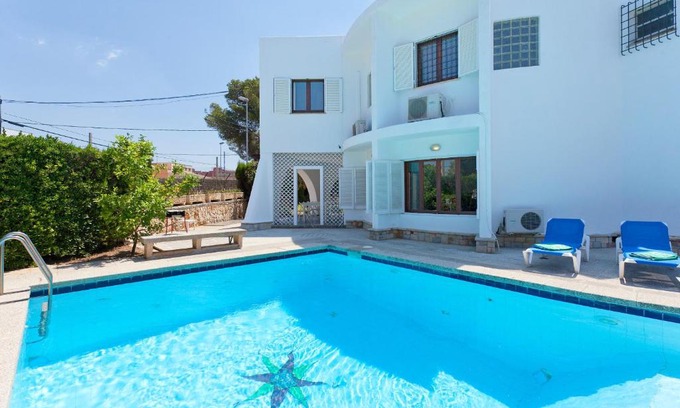 Son Veri Nou Villa | Discover Villa Son Veri d'Alt: Family-Friendly Retreat