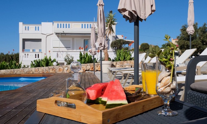 Chania Villa | Villa Sophia: Ideal for Families and Pet Lovers
