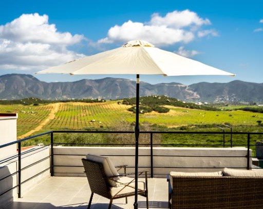San Antonio de las Minas Hotel | Discover Villa Sophia in Valle de Guadalupe - Pet Friendly Retreat
