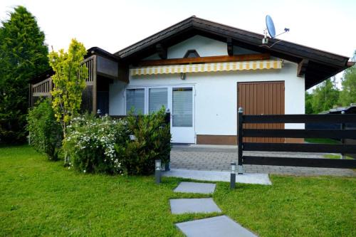 Reutte Apartment | Villa Sorgenfrei: Pet-Friendly Retreat with 9.1/10 Rating