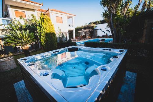 Anavyssos Villa | Experience Villa Soula: Oceanfront Retreat with Spa & Pool