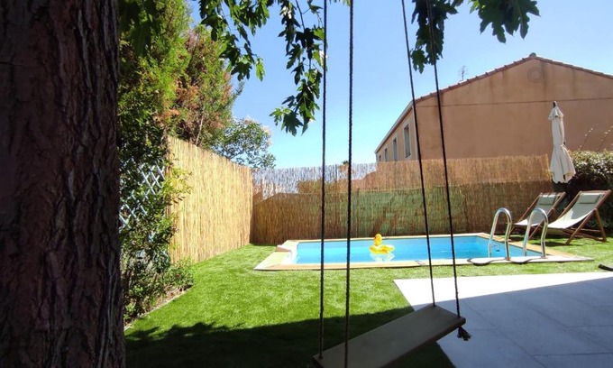 Beziers Villa | Stylish Villa Spa Béziers: Rated 9.2, Oceanfront Escape