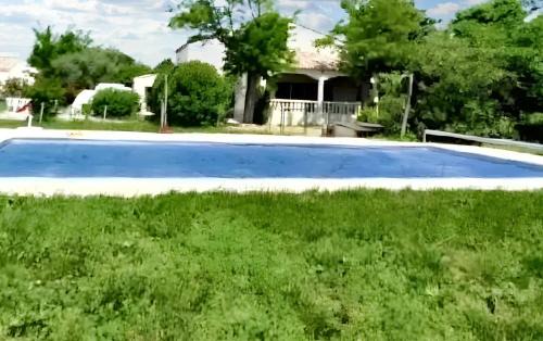 Aimargues Villa | Beautiful Villa with Private Pool and Garden in Aimargues