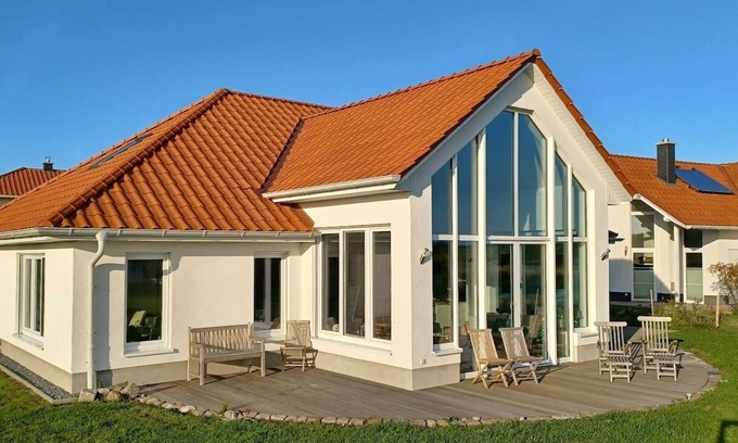 Trent Villa | Experience Villa Spatzennest: Oceanfront Retreat for Families