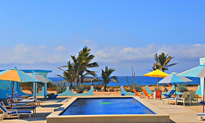 Isla Navidad Hotel | Beachfront Villa Star of the Sea with Spa & Ocean Views