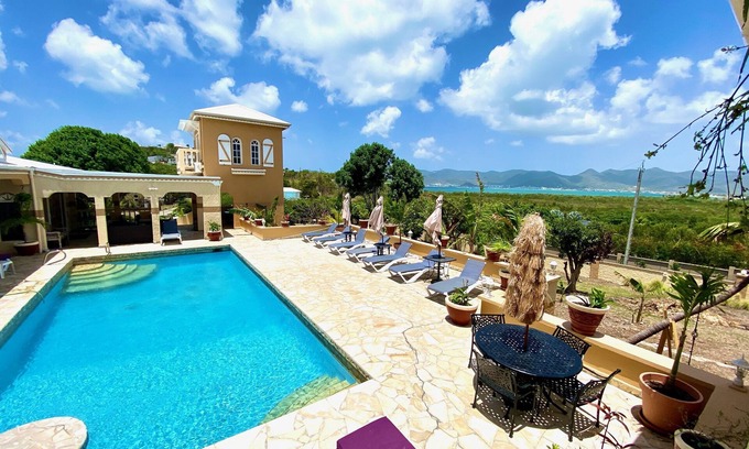 Les Terres Basses Villa | Historic Villa Steel Magnolias: 9.6/10 Guest Rated Oasis