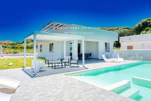 Balestrate Villa | Villa Stella con piscina privata 500 mt dal mare By Sicily Home Solutions