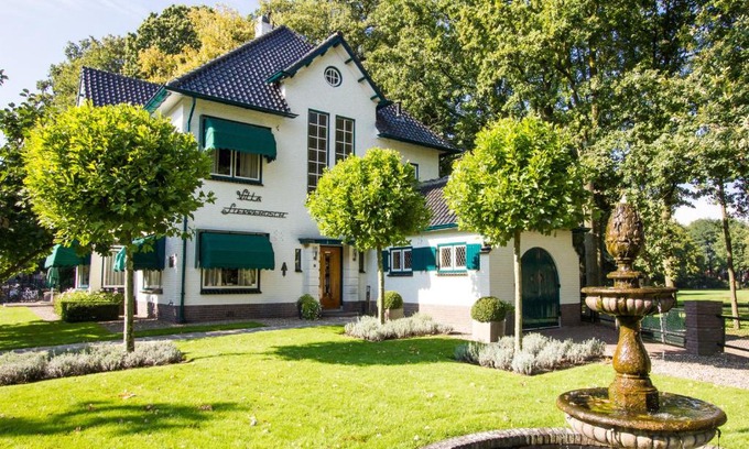 Wijchen Bed & Breakfast | Discover Villa Sterrebosch: Boutique Hotel in Wijchen