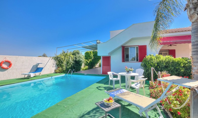 Torre Squillace Villa | Relax at Villa Strea with Pool in Porto Cesareo, Italy