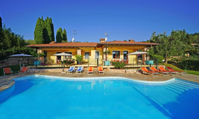 San Felice del Benaco Villa | Experience Villa Sul Garda: 4-Star Oceanfront Retreat