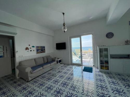 Magazzeno Villa | Seaside Retreat: Villa sul mare Salerno with Private Beach