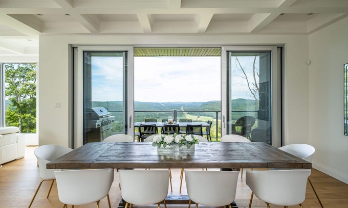 La Conception House | Villa Summit: Movie Theater, Game Room & Scenic Views
