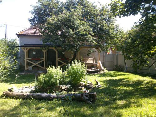Svalyava House | Explore Villa Svalyavа: Guest Rated 9.1/10 Experience