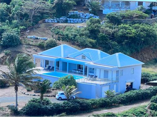 Oyster Pond House | Villa Taïana: Ideal Oceanfront Retreat with Pool Access