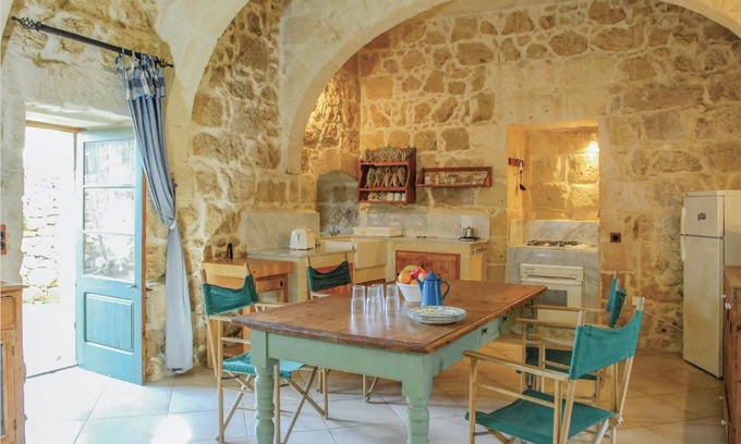 Ggantija Villa | Relax at Villa Ta Marija: Oceanfront Pool & Family-Friendly