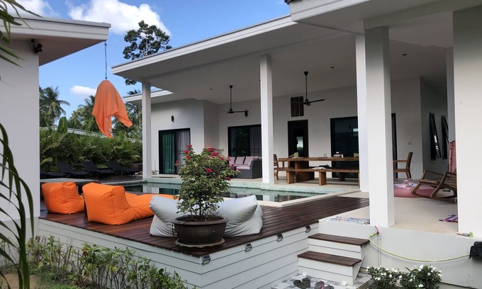 Koh Samui Villa | Idyllic Villa TAE in Ko Samui: Pool, Oceanfront Bliss