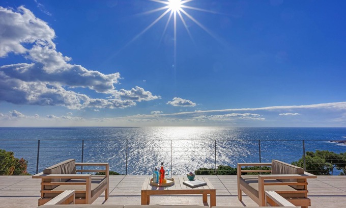 Tamariu House | Villa Tamariu: Idyllic Getaway with Private Pool & Sea Views