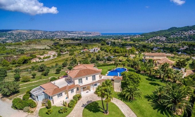 Tarraula Villa | Villa Tarraula: Family-Friendly Retreat with Private Pool