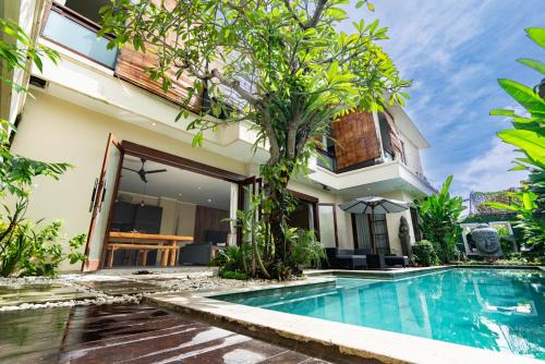 Dewi Sri Villa | Relaxing Villa Tepi Sungai with Pool in Seminyak Legian