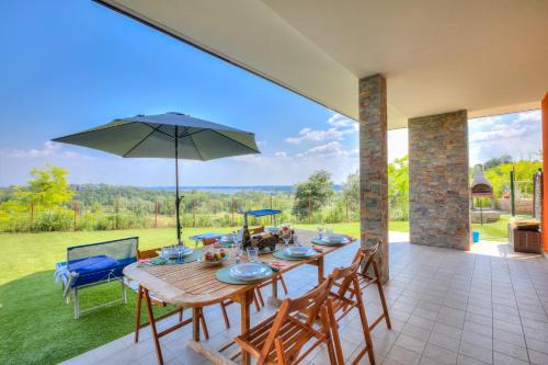 Soiano del Lago House | Pet-Friendly Villa Teresa Apt with Lake Garda Views