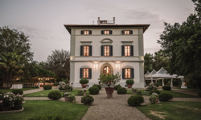 Cavriglia Villa | Villa Teresa: Panoramic Pool & Beautiful Garden Retreat